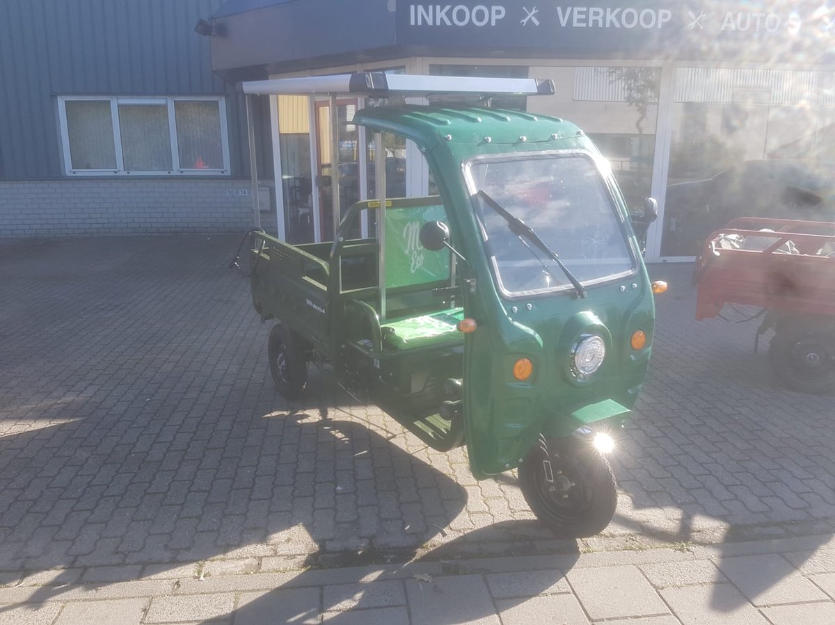 Bromfiets driewieler elektrische, Tuk Tuk Cargo 500 met kunststof cabine en zonnepaneel (5940000014575)