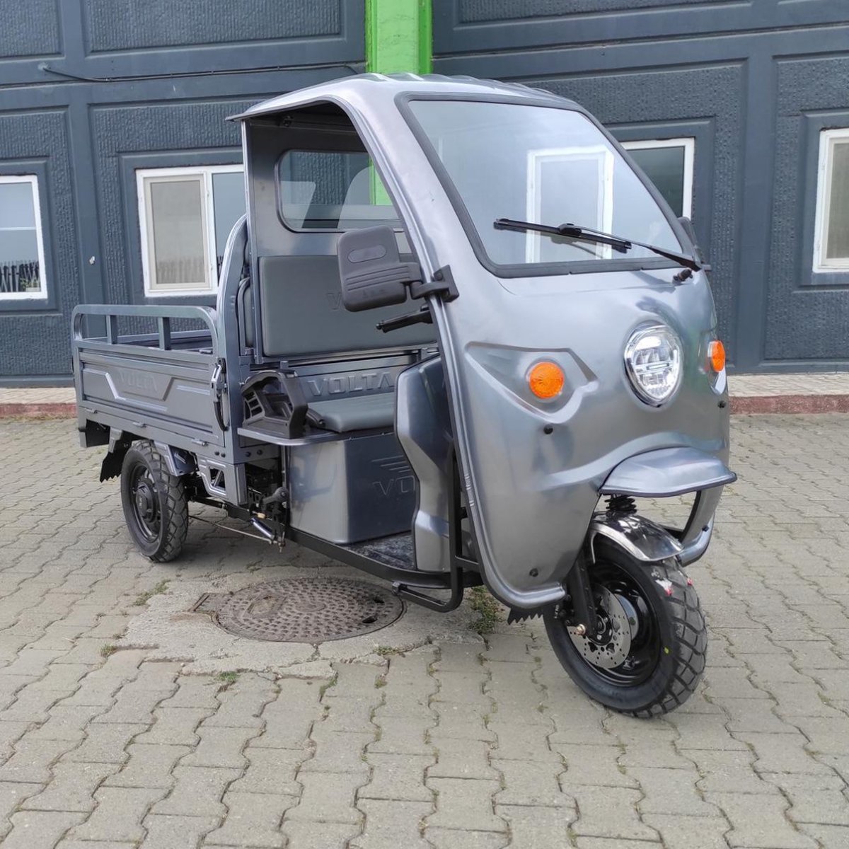 Bromfiets driewieler, Motor 3900W, Volta Hercules, Tuk Tuk, 72V, 60Ah, Bereik tot 110 km (6426390815644)