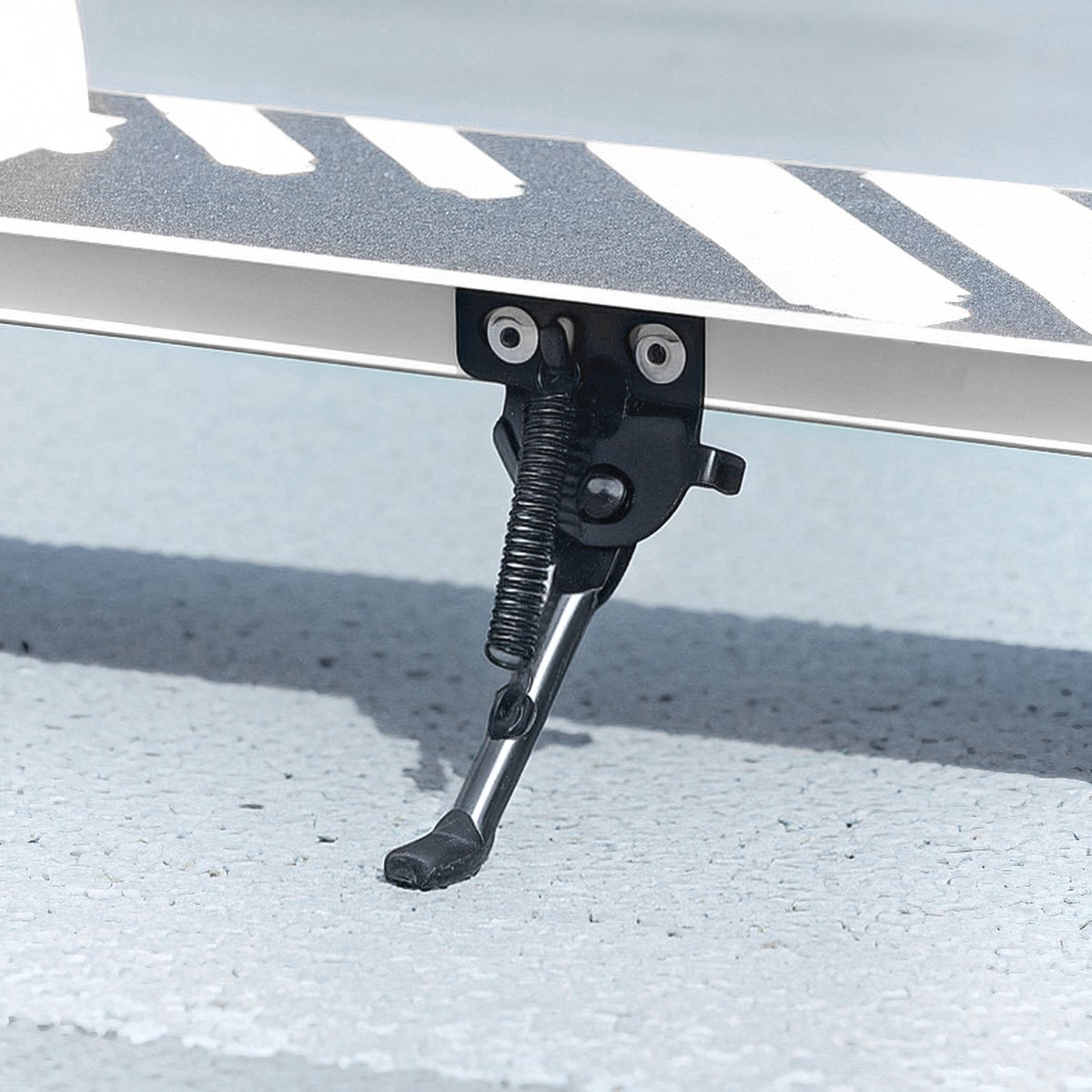 AIYAPLAY Kinderstep Metaal, Kunststof 73L x 36B x 73-89H cm Wit (4255826838122)