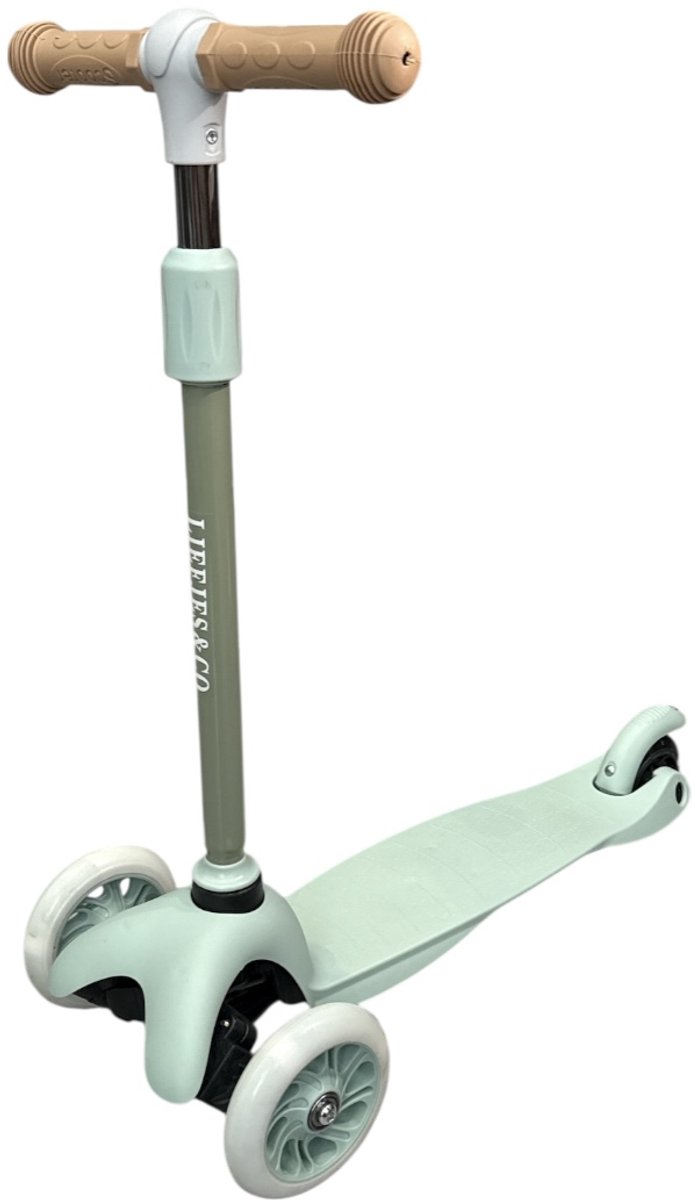 Liefjes & Co Kinderstep - 3-wielen Step - Met Lichtgevende Wielen - 2-6 jaar - Saliegroen (8720364901820)