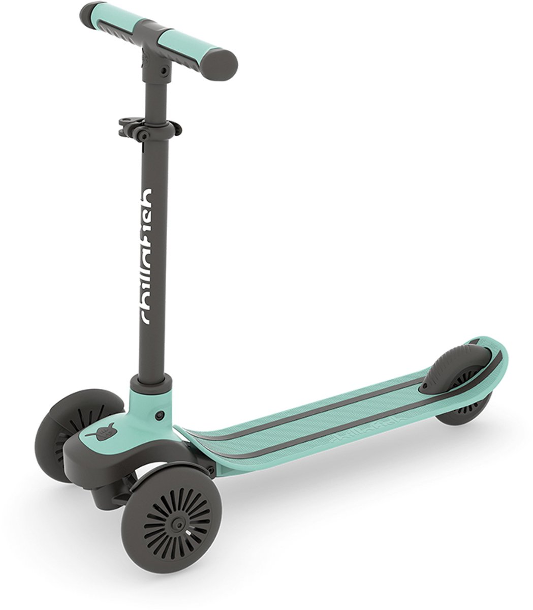 Chillafish Kinderstep 3 Jaar met drie wielen - Groen Blauw - Lichtgewicht step jongens met afneembaar stuur en voetrem - Aanpasbaar in hoogte - Leun-om-te-sturen - Extra grip handgrepen - Model Scotti 3 (5425029653917)