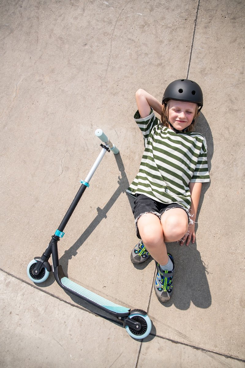 Kinderloopfiets - kinderstep - step - verstelbare zadelhoogte - paars - aluminium. Vanaf 3 jaar. Veiligheidscertificaat EN71-1, EN71-2, EN71-3. (5900495046130)